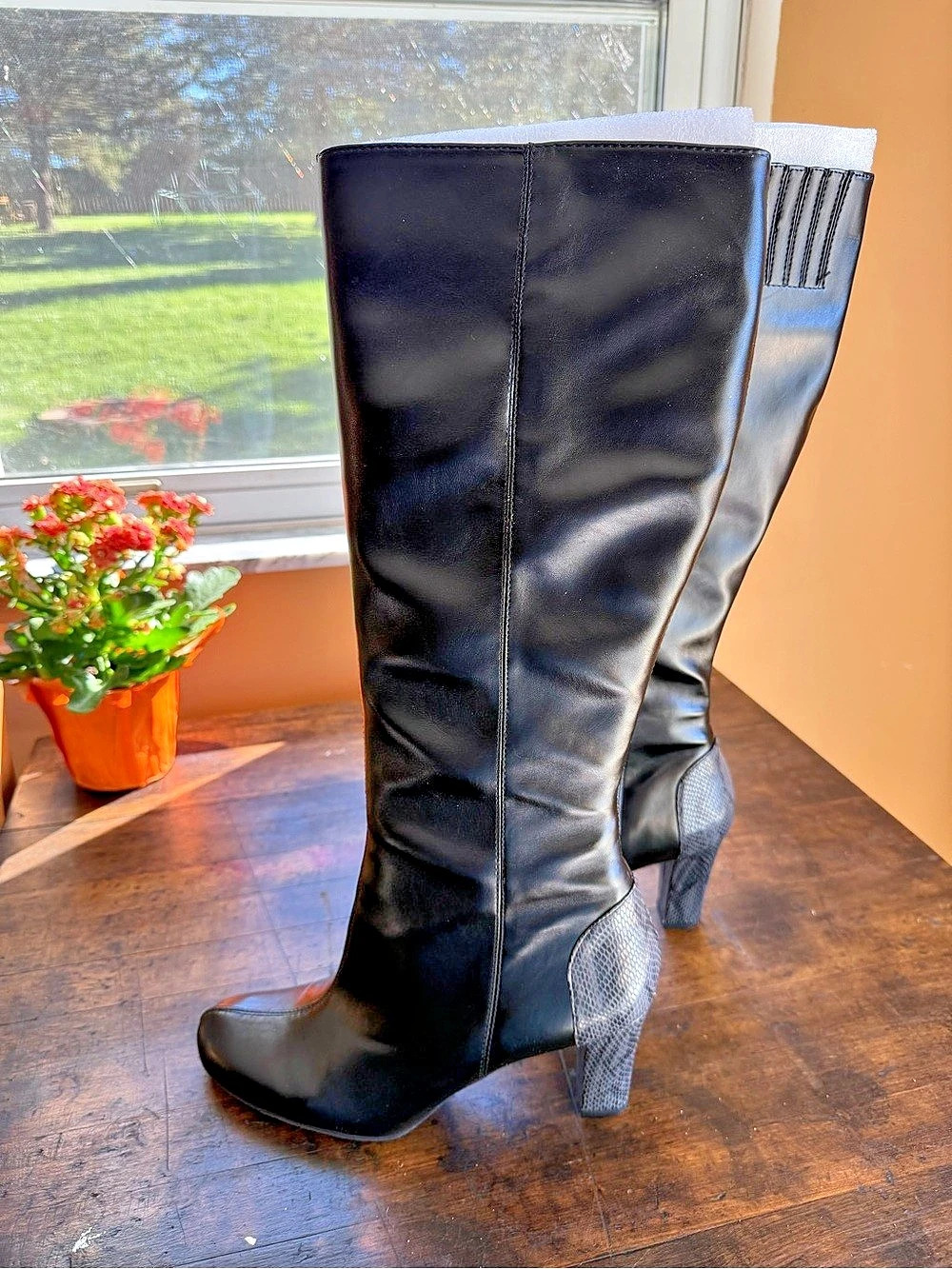 Liz Claiborne Jacob Black Heeled Boots US 9.5M Like New